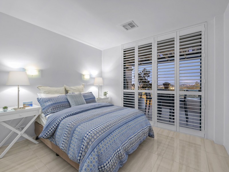 27/10 Park Avenue, East Brisbane QLD 4169