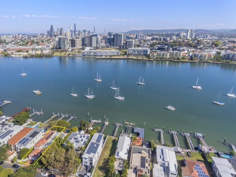 100 Quay Street, Bulimba QLD 4171