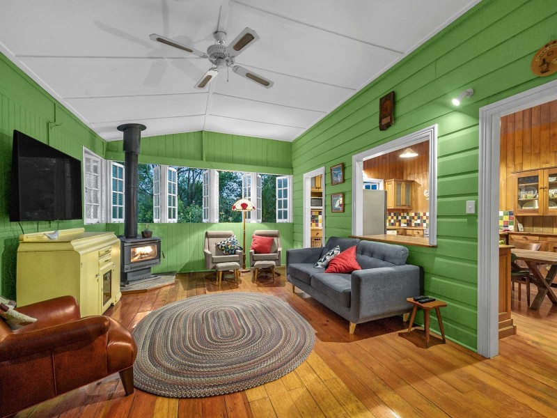76 Nathan Terrace, Yeerongpilly QLD 4105