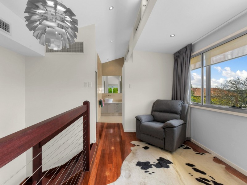 Townhouse 1, 15 Halford Street, Newstead QLD 4006