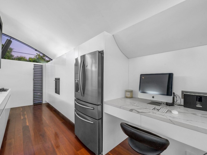 42a Reeve Street, Clayfield QLD 4011