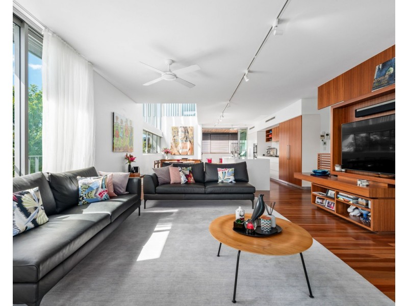 1/141 Sydney Street, New Farm QLD 4005