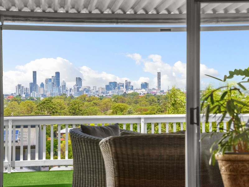 234 Rode Road, Wavell Heights QLD 4012