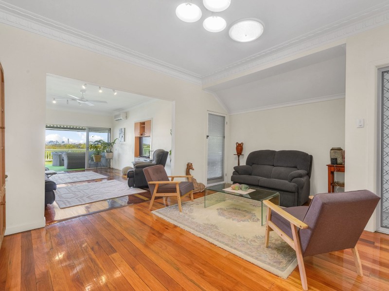 234 Rode Road, Wavell Heights QLD 4012