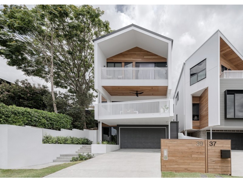 39 Joynt Street, Hamilton QLD 4007