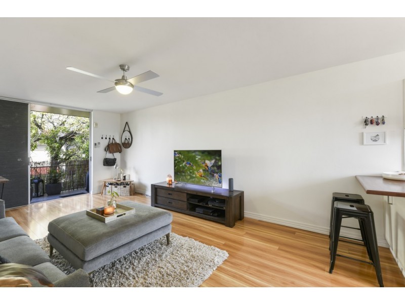 2/82 Racecourse Road, Ascot QLD 4007