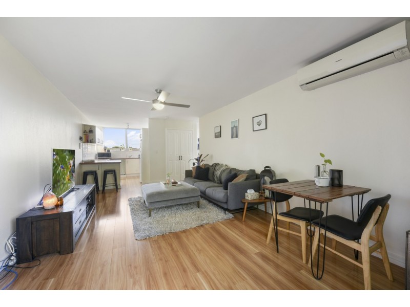 2/82 Racecourse Road, Ascot QLD 4007