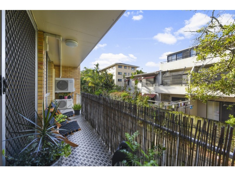 2/82 Racecourse Road, Ascot QLD 4007