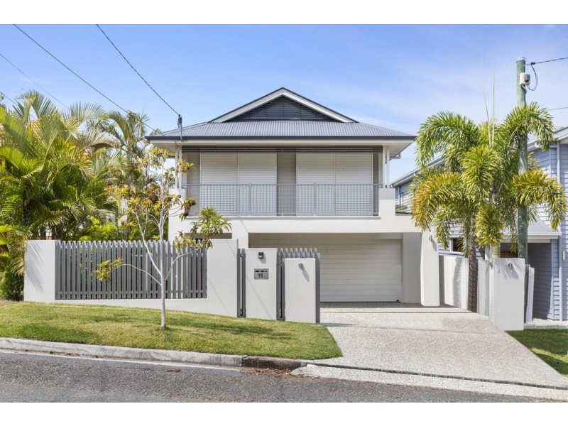 19 Gavan Street, Ashgrove QLD 4060