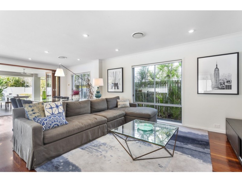 19 Gavan Street, Ashgrove QLD 4060