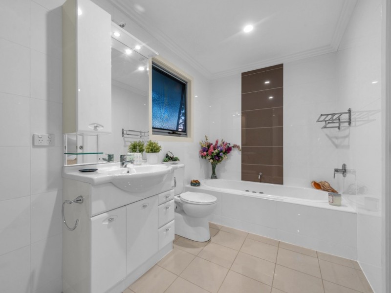 2/2 Haig Street, Clayfield QLD 4011