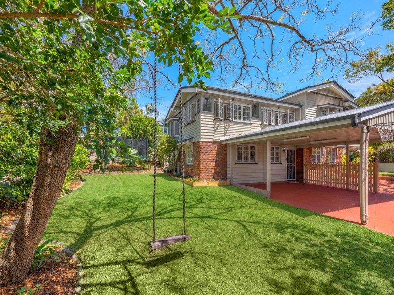 82 Lanham Avenue, Grange QLD 4051