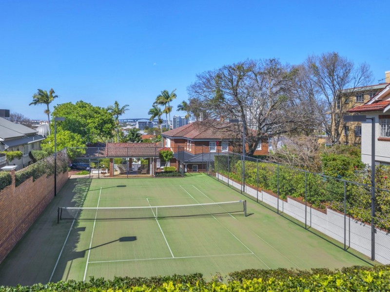 50 Riverview Terrace, Hamilton QLD 4007