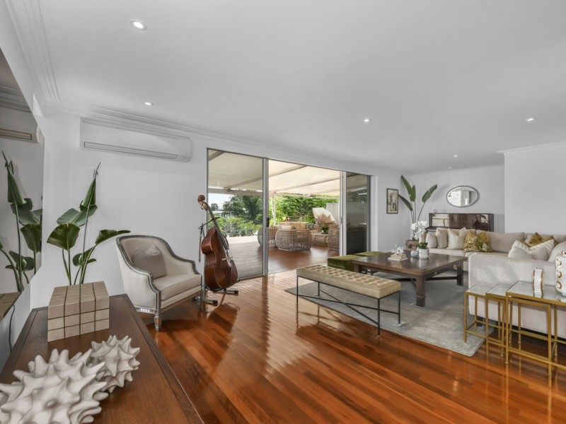 26 Mikado Street, Hamilton QLD 4007