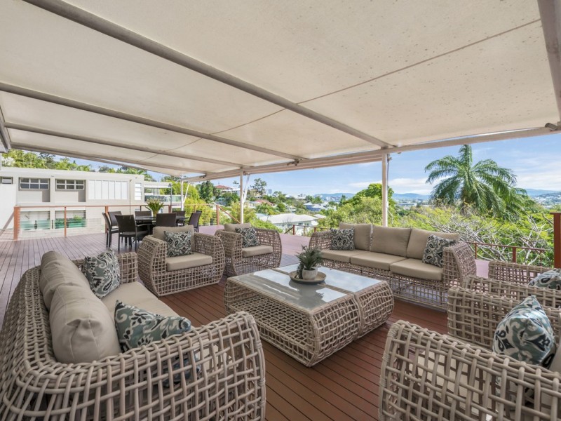 26 Mikado Street, Hamilton QLD 4007