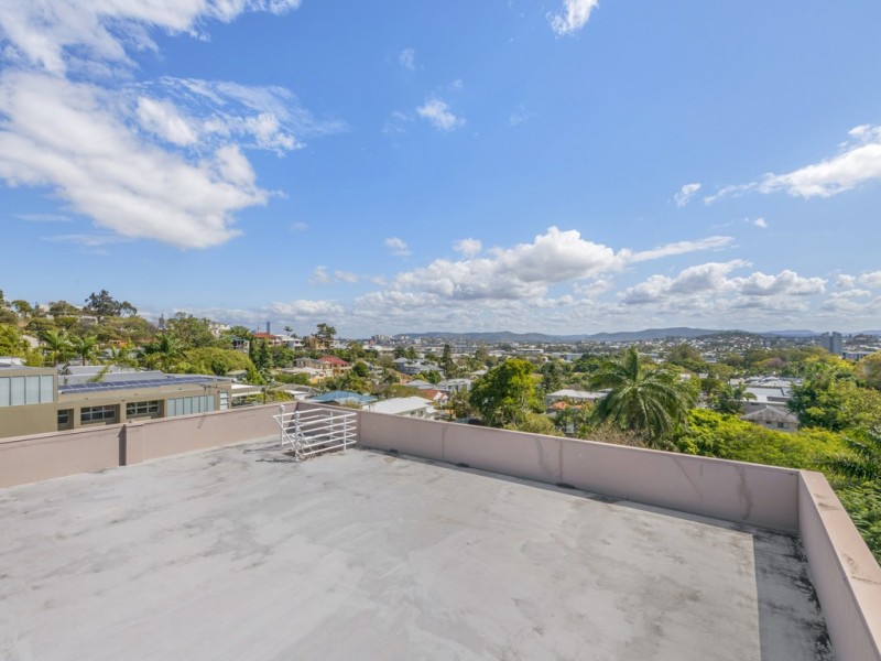 26 Mikado Street, Hamilton QLD 4007