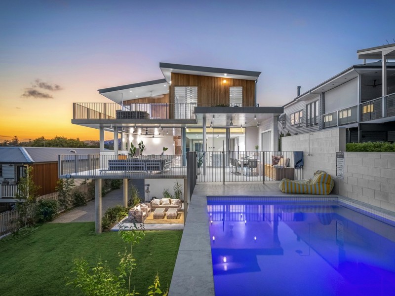 23 Yarradale Street, Newmarket QLD 4051