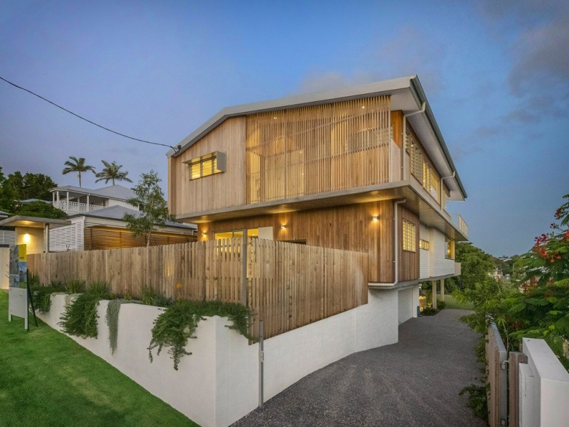 23 Yarradale Street, Newmarket QLD 4051