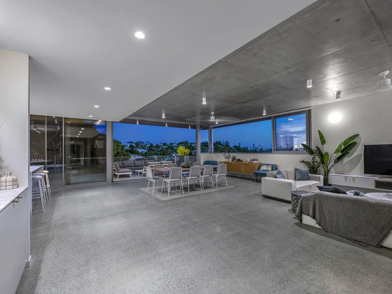 23 Yarradale Street, Newmarket QLD 4051