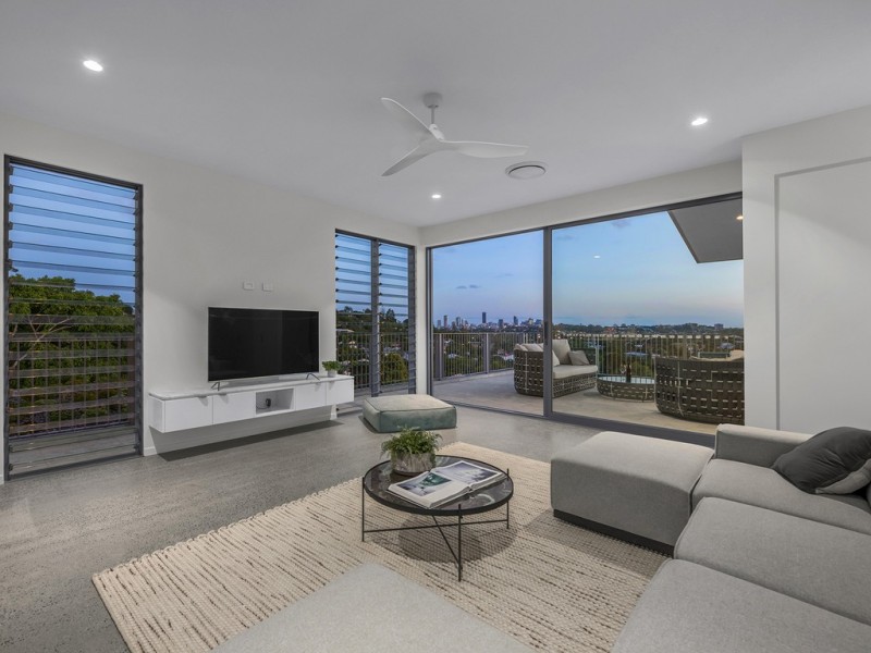 23 Yarradale Street, Newmarket QLD 4051