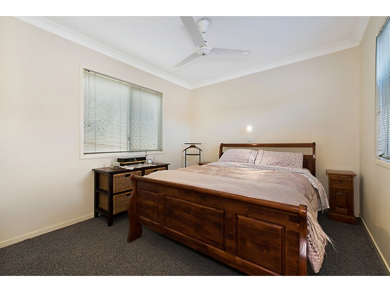 115 Perth Street, Camp Hill QLD 4152