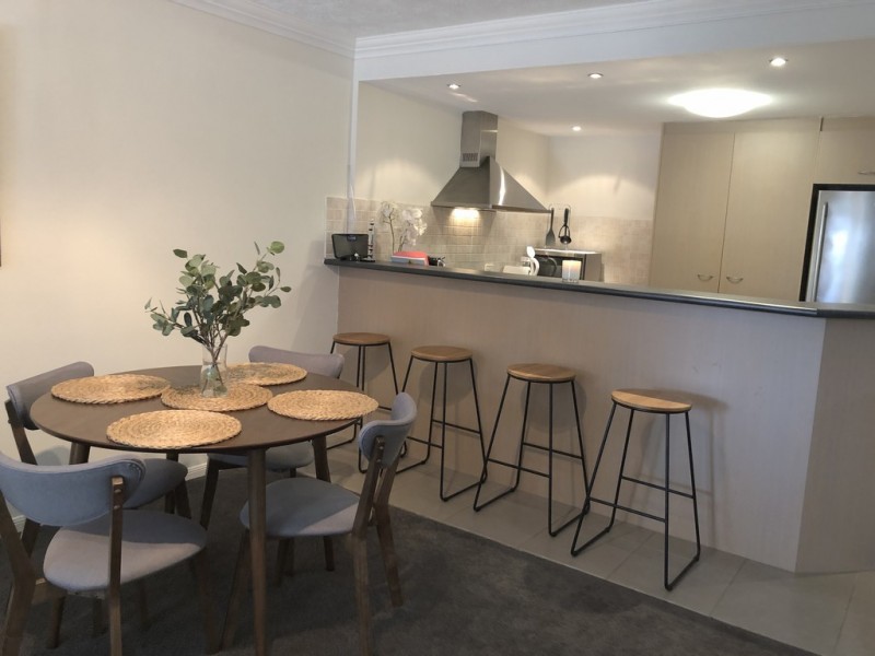 2/81 Annerley Road, Woolloongabba QLD 4102