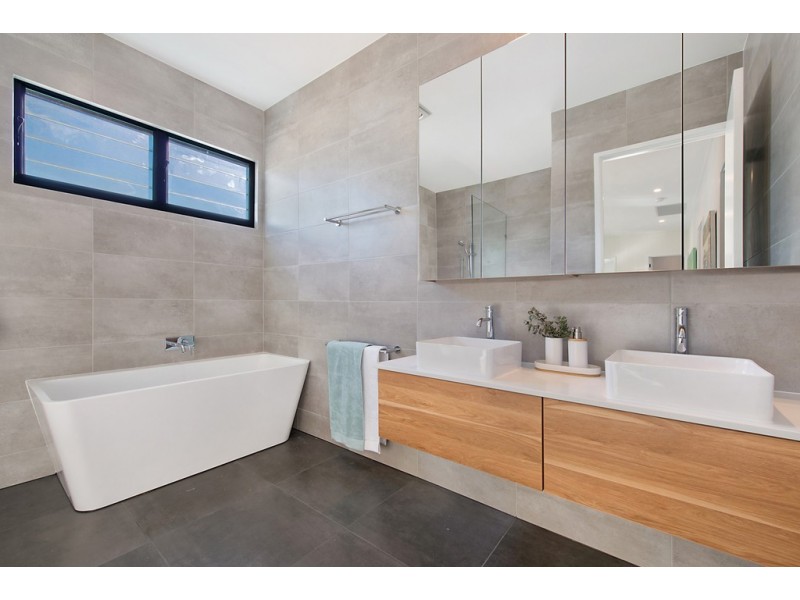 115 Ashby Street, Fairfield QLD 4103