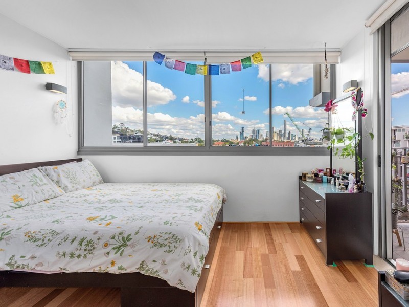 610/8 Skyring Terrace, Teneriffe QLD 4005