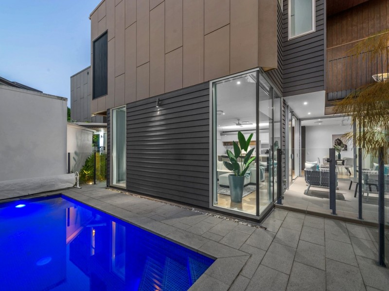 7/45 Parkside Circuit, Hamilton QLD 4007