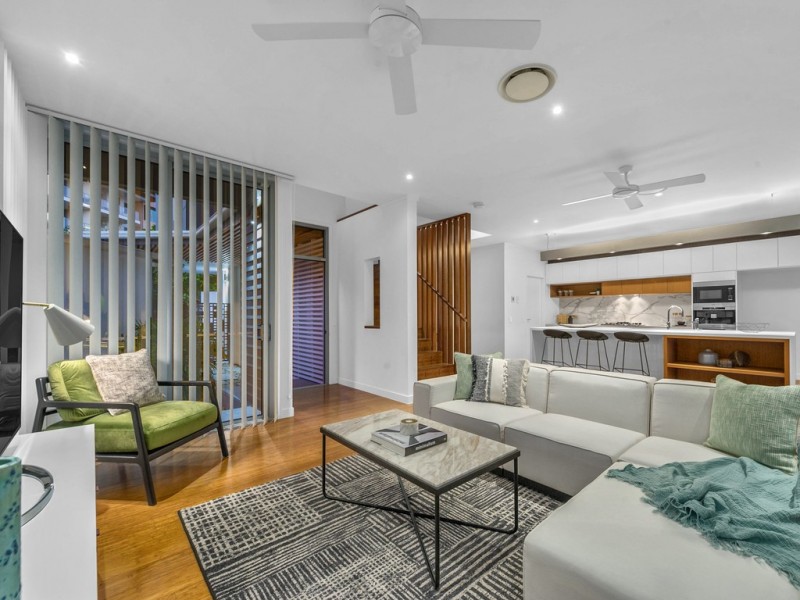 7/45 Parkside Circuit, Hamilton QLD 4007
