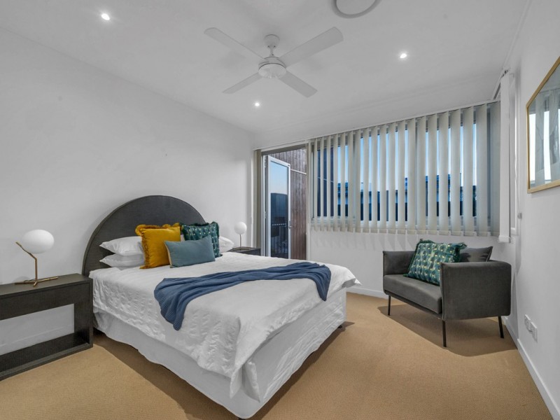 7/45 Parkside Circuit, Hamilton QLD 4007