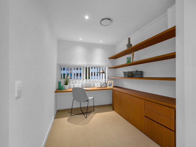 7/45 Parkside Circuit, Hamilton QLD 4007