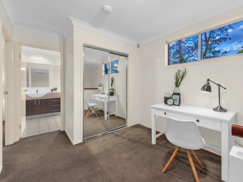 4/37 Frederick Street, Taringa QLD 4068