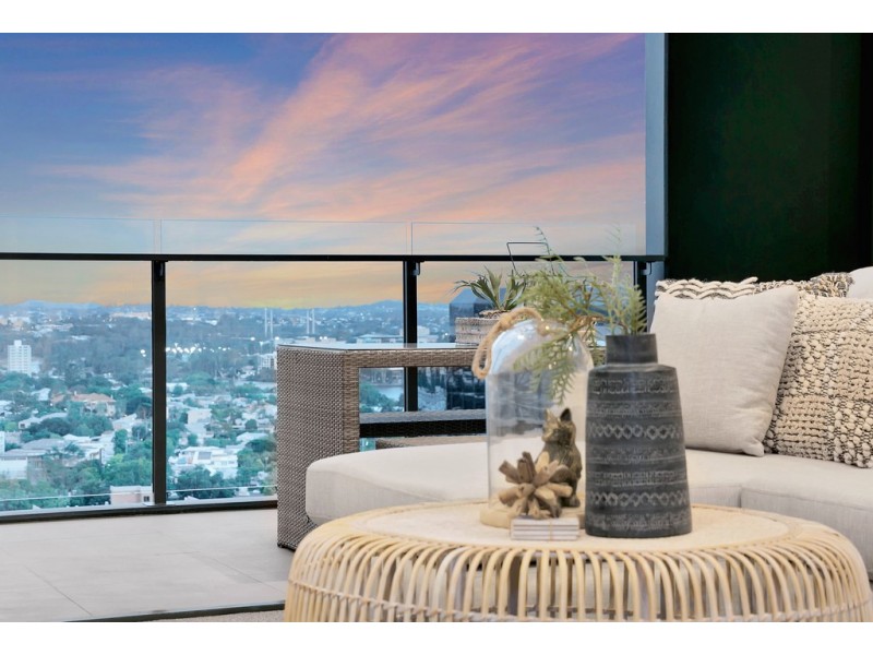 2002/48 Jephson Street, Toowong QLD 4066