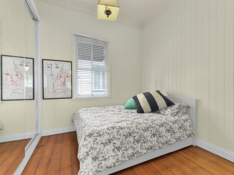 35 Dovercourt Road, Toowong QLD 4066