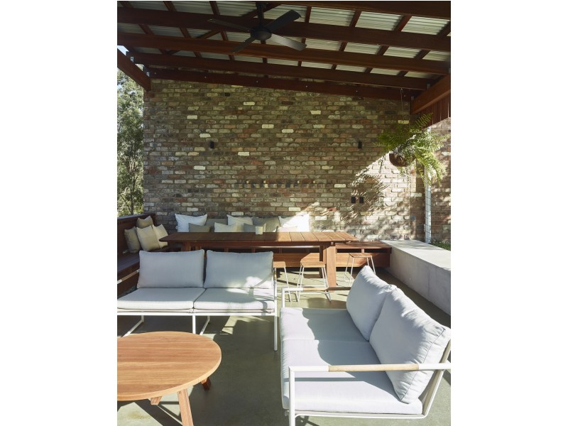 6 Parragilga Close, Wights Mountain QLD 4520