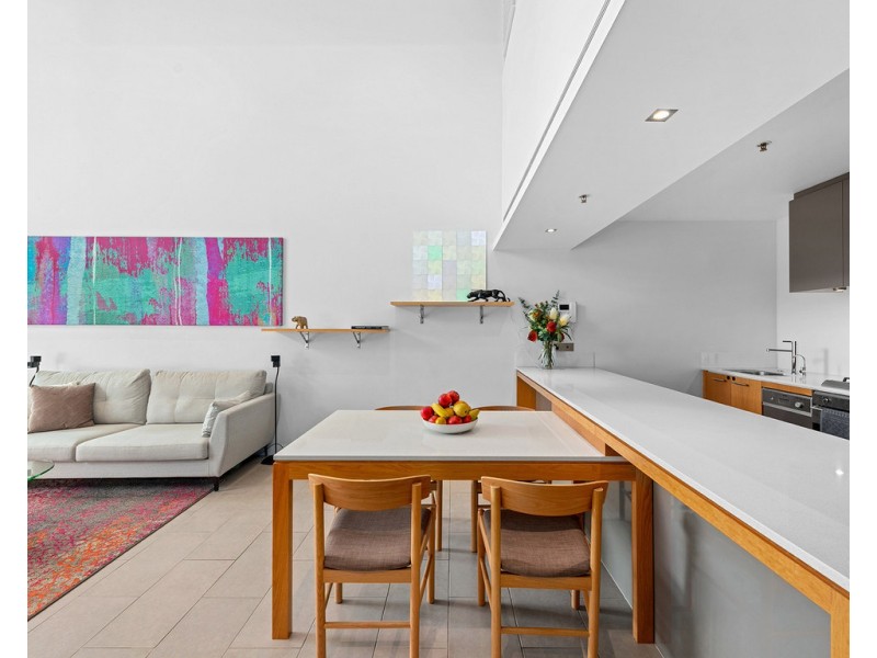 102/37 Harbour Road, Hamilton QLD 4007