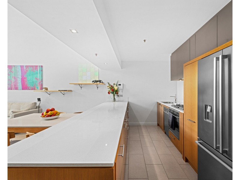 102/37 Harbour Road, Hamilton QLD 4007