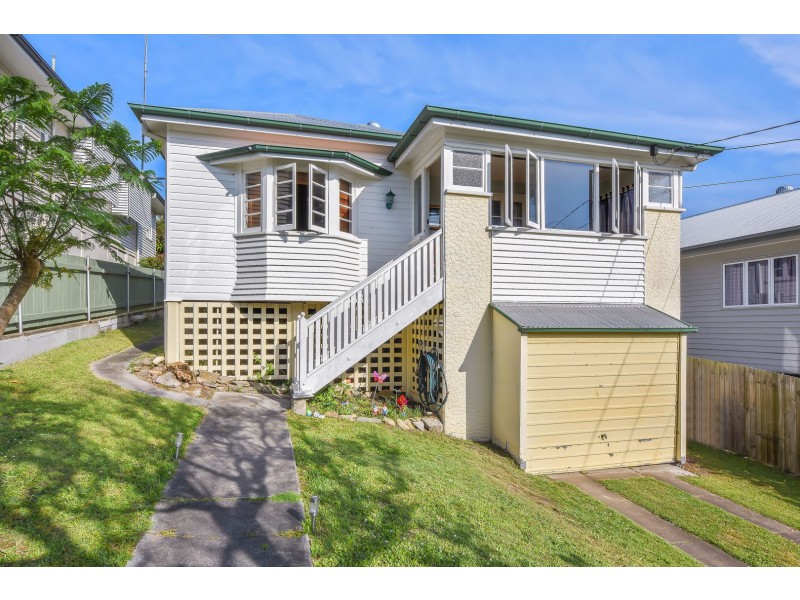14 Stodart Street, Coorparoo QLD 4151