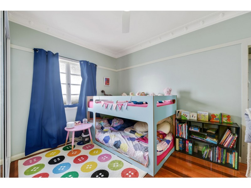 14 Stodart Street, Coorparoo QLD 4151