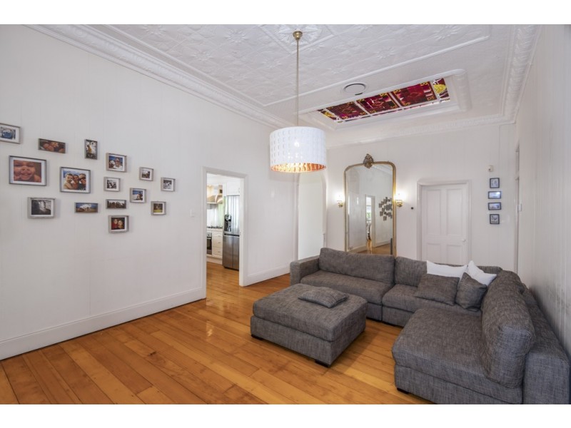 74 Adelaide Street, Clayfield QLD 4011