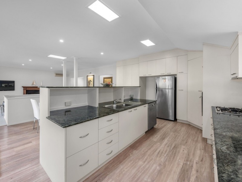 128 Kadumba Street, Yeronga QLD 4104