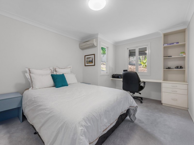 128 Kadumba Street, Yeronga QLD 4104