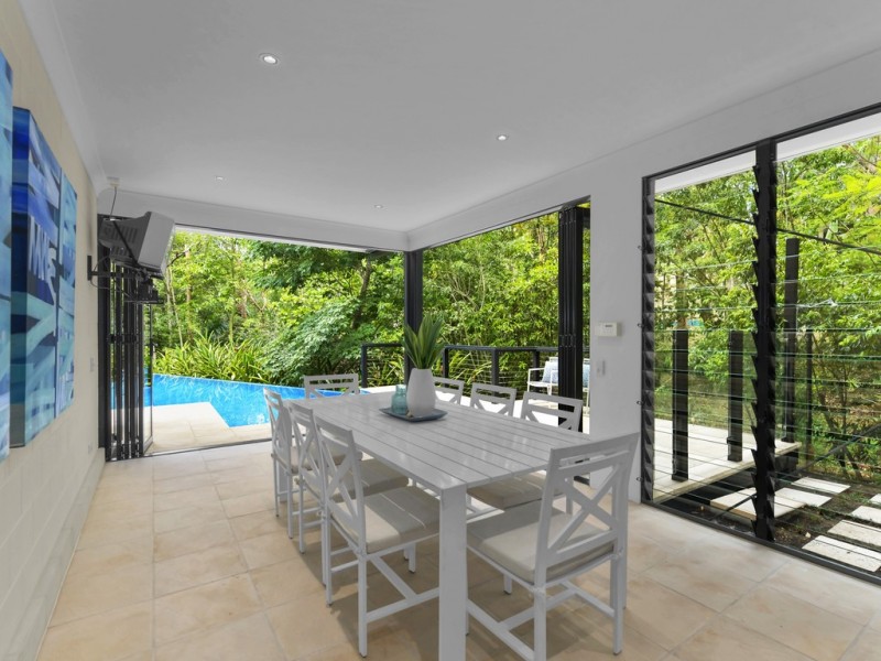 26 Satinwood Court, Bardon QLD 4065