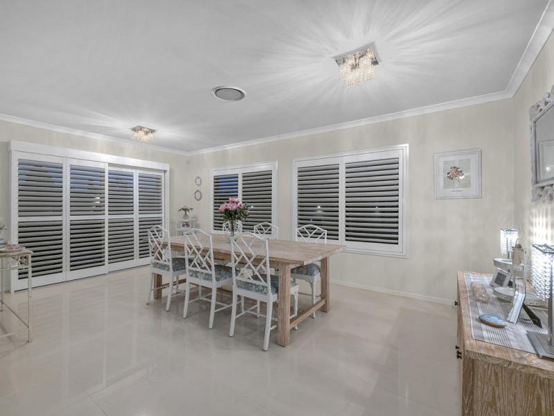 33 Warwick Lane, Samford Valley QLD 4520