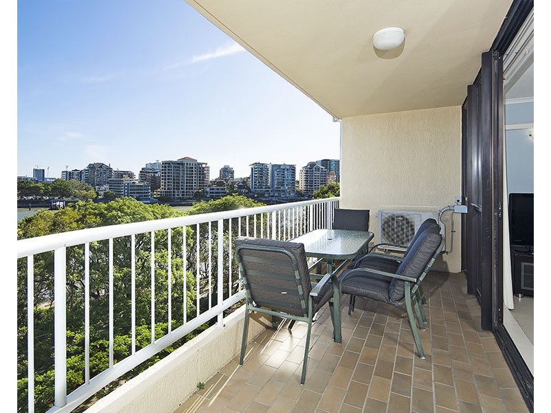 502/148 Oxlade Drive, New Farm QLD 4005