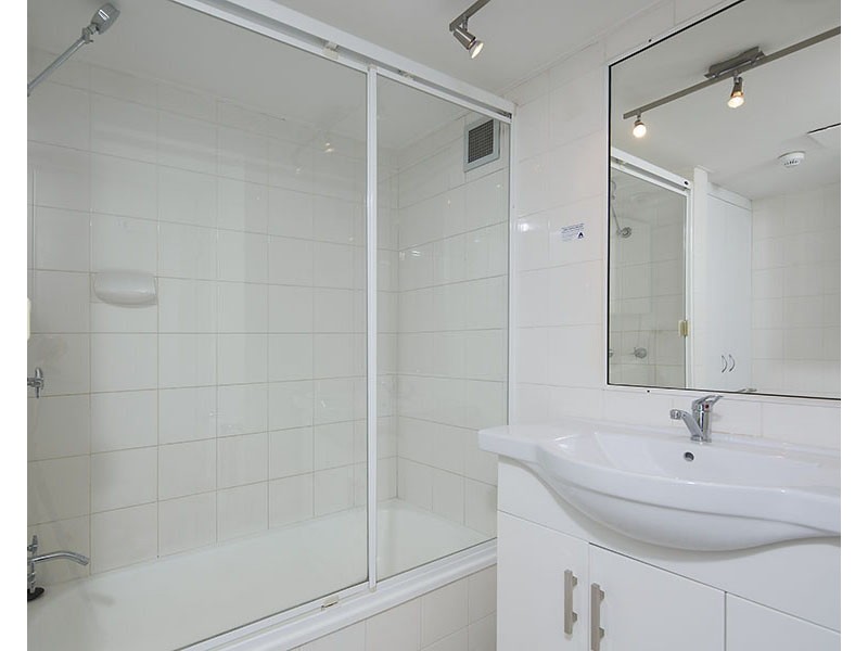 502/148 Oxlade Drive, New Farm QLD 4005