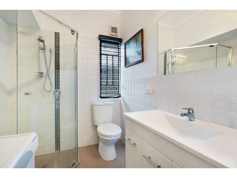 2/713 Brunswick Street, New Farm QLD 4005