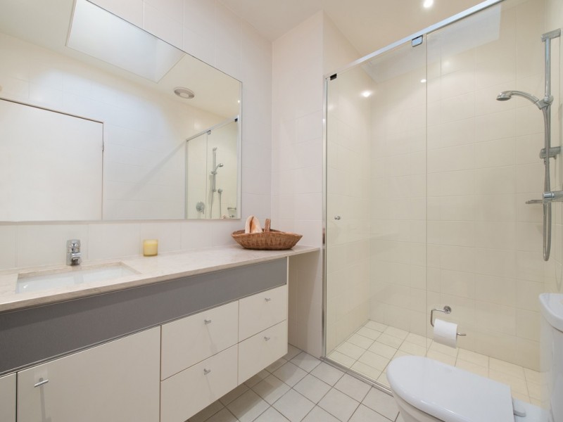 6 Hollins Crescent, New Farm QLD 4005