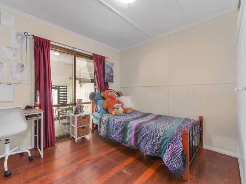 8 Trevor Street, Keperra QLD 4054